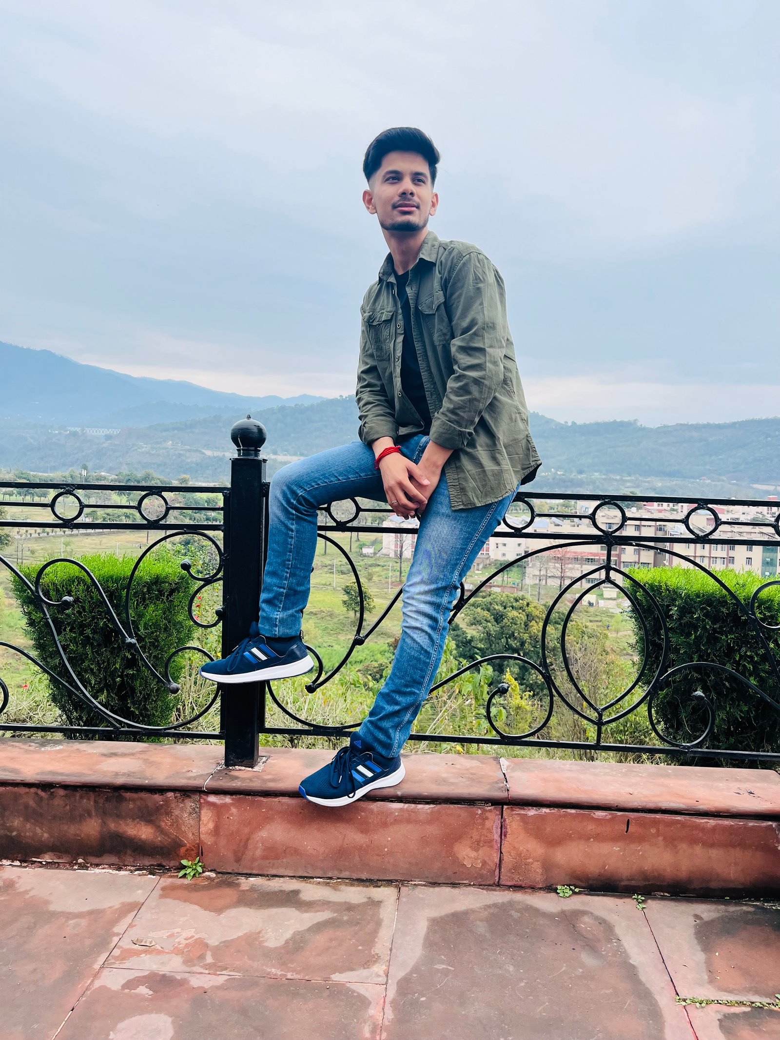 Bhuvnesh profile